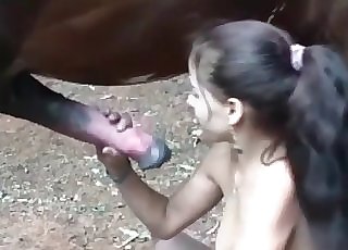 Sexy pony is getting inhaled by a good brunette